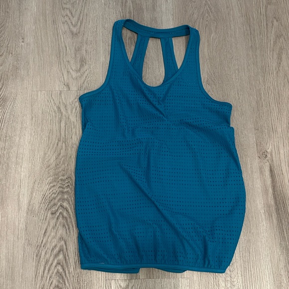 Lot of 7 Tek Gear Tanks S/ M - Picture 5 of 8